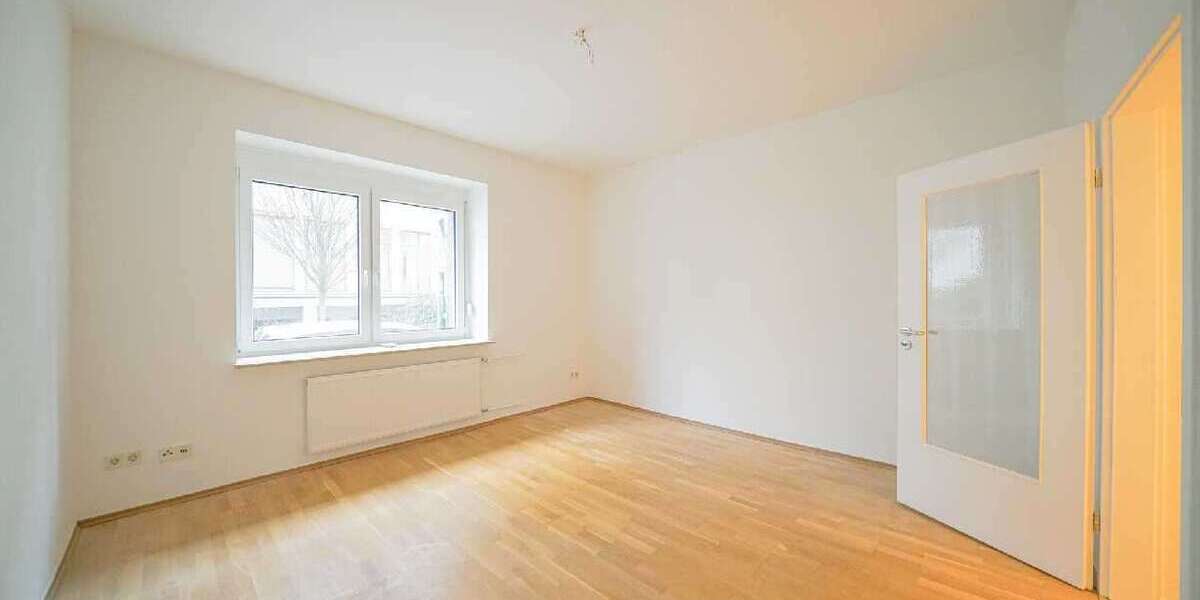 Etagenwohnung Düsseldorf Rath - 2 Zimmer, 48 m&sup2;, 570&euro; | Angebot:25216654