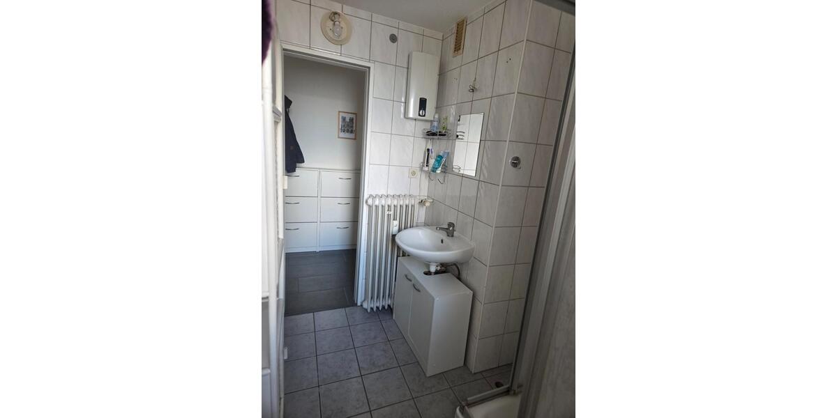 Etagenwohnung Duisburg - 2 Zimmer, 58 m&sup2;, 735&euro; | Angebot:25943411