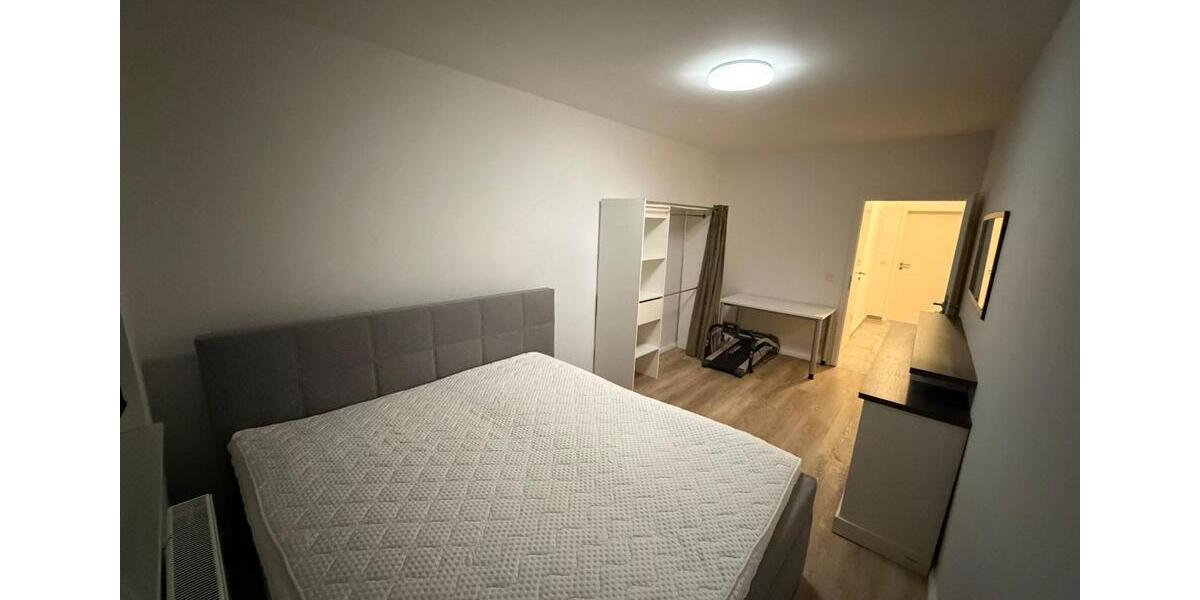 Etagenwohnung Düsseldorf Oberbilk - 2 Zimmer, 45 m&sup2;, 875&euro; | Angebot:24842486