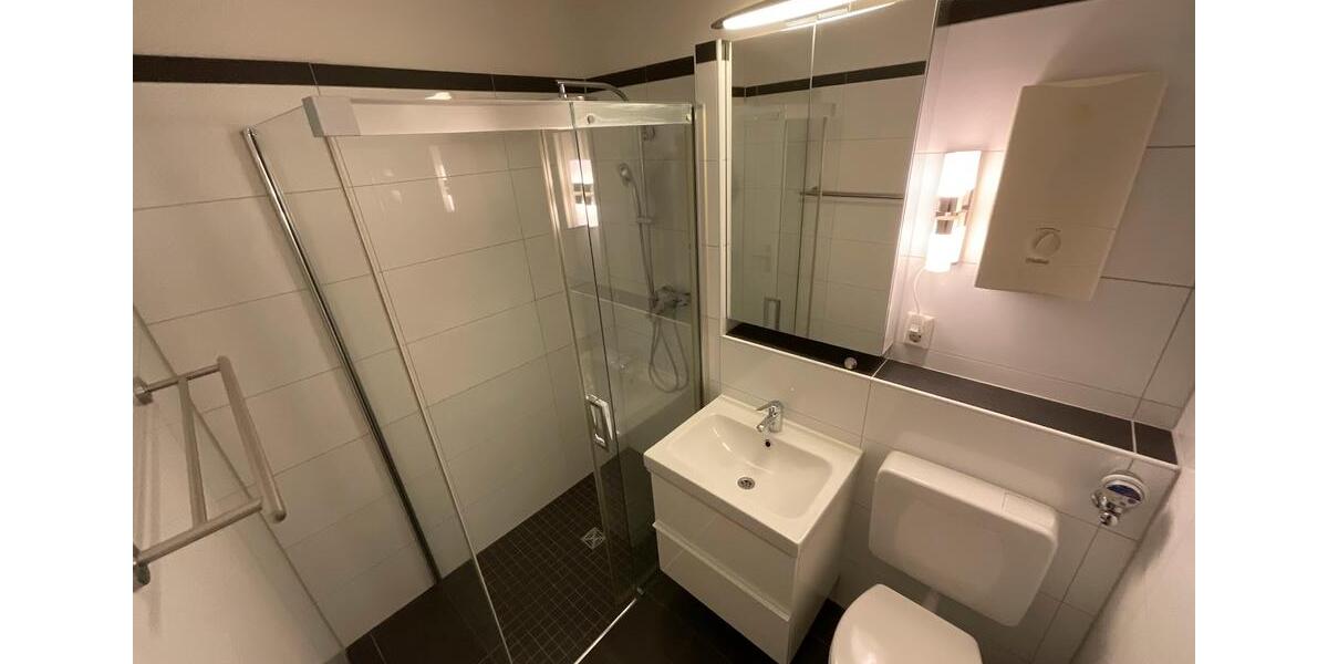 Etagenwohnung Meerbusch - 3 Zimmer, 90 m&sup2;, 905&euro; | Angebot:25891653