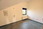 Dachgeschoßwohnung Issum - 5 Zimmer, 140 m&sup2;, 1.300&euro; | Angebot:26249906