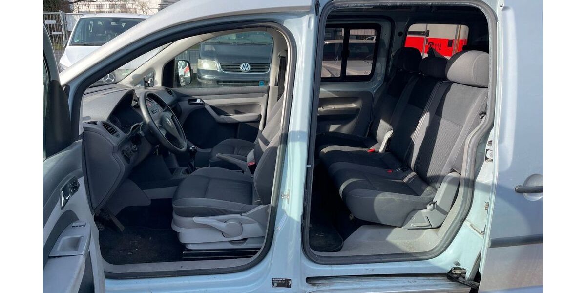 VW Caddy 170.542 km 3.500 &euro; Düsseldorf 40233