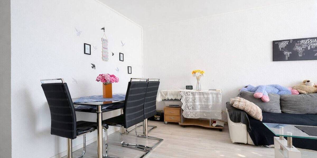 Etagenwohnung Krefeld / Stadtmitte Stadtmitte - 2 Zimmer, 55 m&sup2;, 89.000&euro; | Angebot:26569261