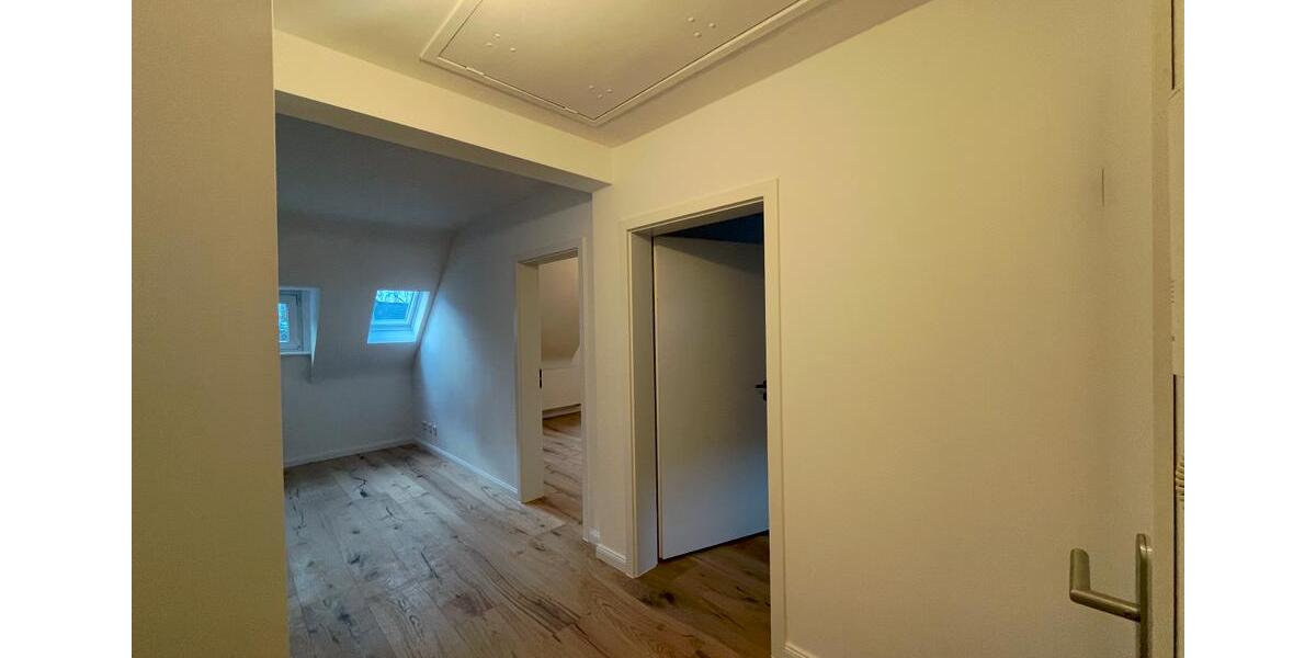 Etagenwohnung Düsseldorf Niederkassel - 2 Zimmer, 66 m&sup2;, 1.300&euro; | Angebot:24002364