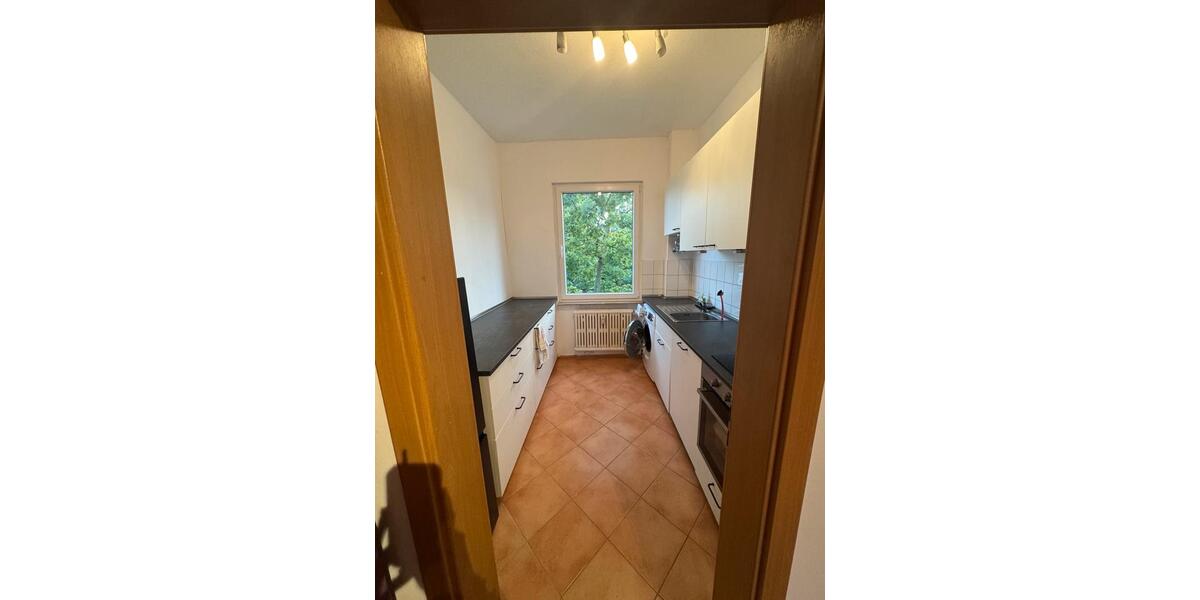 Etagenwohnung Essen Stadtbezirk VI - 2 Zimmer, 50 m&sup2;, 700&euro; | Angebot:25637303