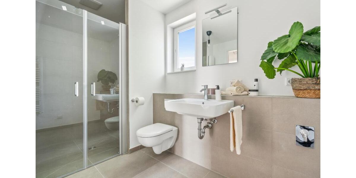 Etagenwohnung Düsseldorf Stadtbezirk 3 - 5 Zimmer, 116 m&sup2;, 2.180&euro; | Angebot:24625212