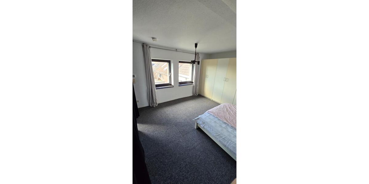 Etagenwohnung Krefeld Dießem - 1 Zimmer, 50 m&sup2;, 650&euro; | Angebot:25858748