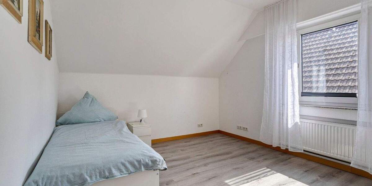 Einfamilienhaus Kaarst Vorst - 5 Zimmer, 135 m&sup2;, 549.000&euro; | Angebot:25675089