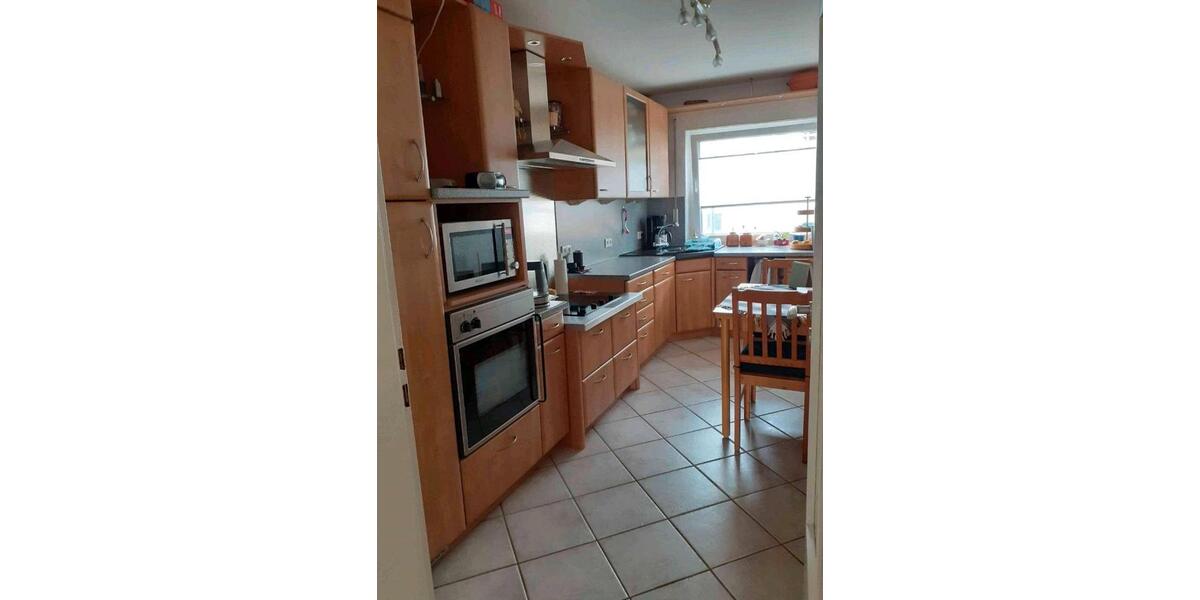 Etagenwohnung Essen Stadtbezirk III - 4 Zimmer, 113 m&sup2;, 1.200&euro; | Angebot:26632825