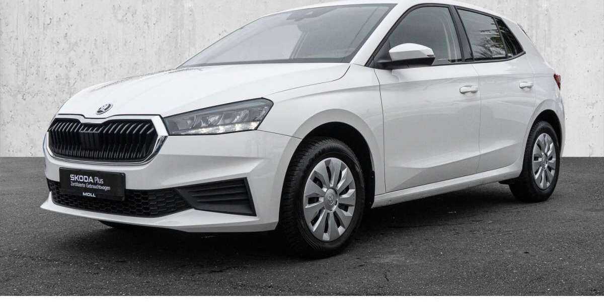 Skoda Fabia 42.756 km 13.360 &euro; Düsseldorf 40474