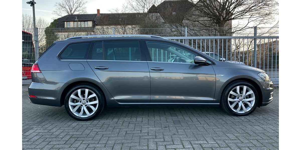 VW Golf 204.000 km 9.950 &euro; Dinslaken 46539