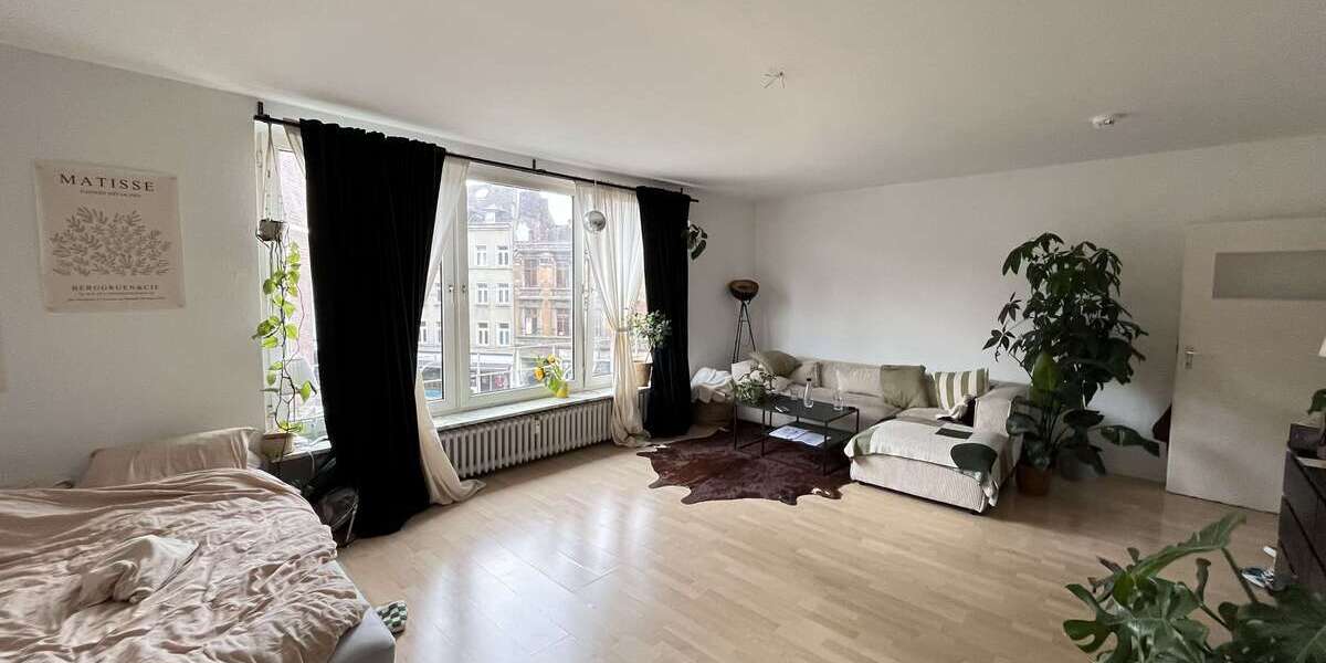 Etagenwohnung Düsseldorf Unterbilk - 3 Zimmer, 75 m&sup2;, 279.000&euro; | Angebot:26757705
