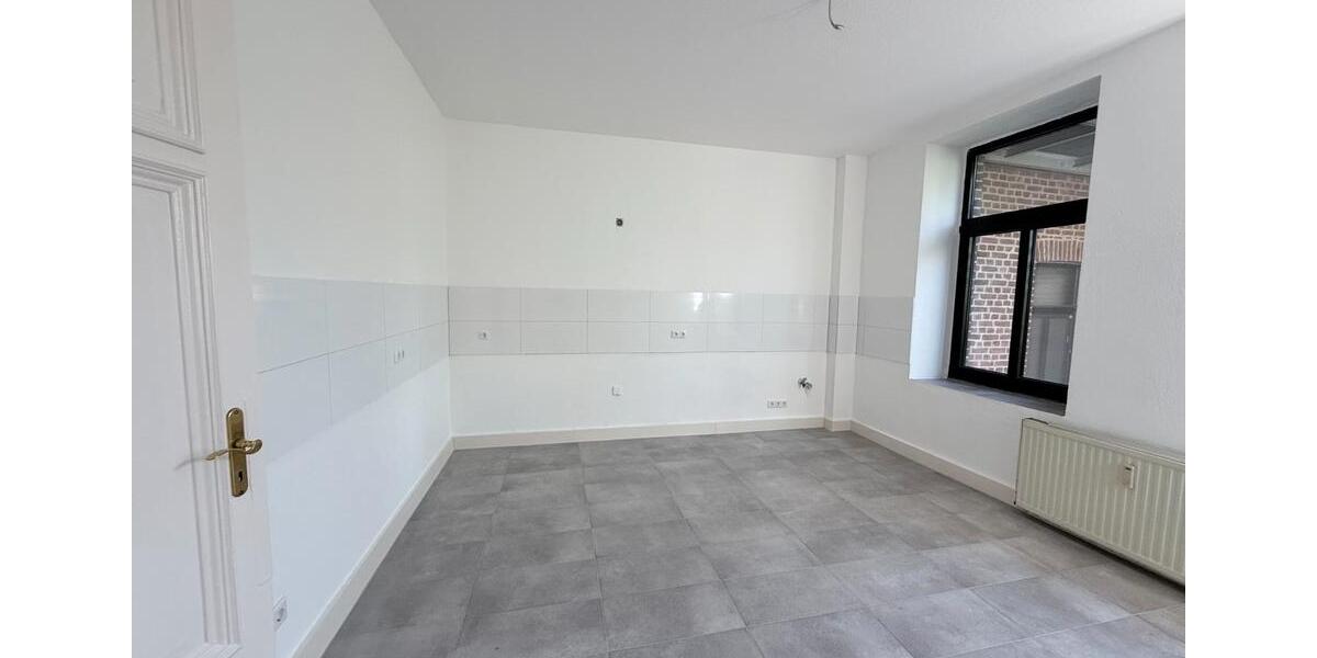 Etagenwohnung Nettetal - 4 Zimmer, 135 m&sup2;, 1.329&euro; | Angebot:26703023