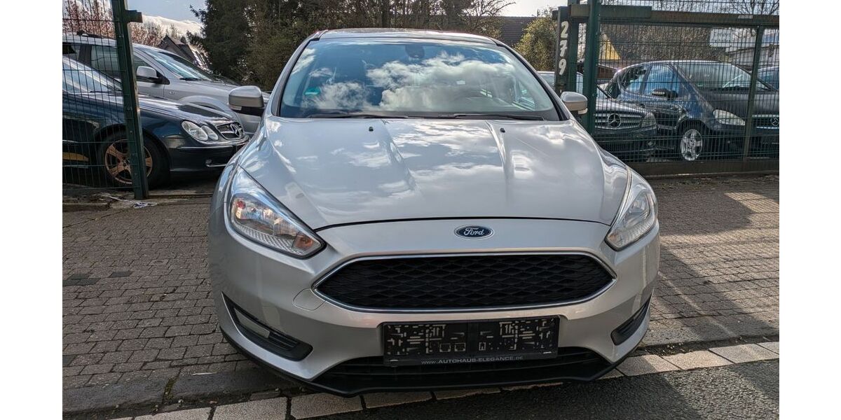 Ford Focus 140.000 km 5.999 &euro; Essen 45359