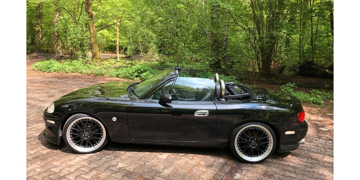 Mazda MX-5 153.000 km 10.850 &euro; Oberhausen 46045
