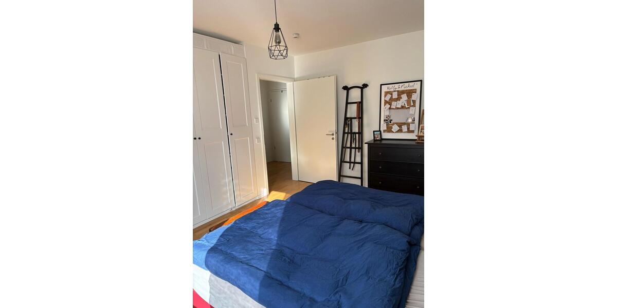 Dachgeschoßwohnung Düsseldorf Oberbilk - 3 Zimmer, 110 m&sup2;, 2.370&euro; | Angebot:26586394