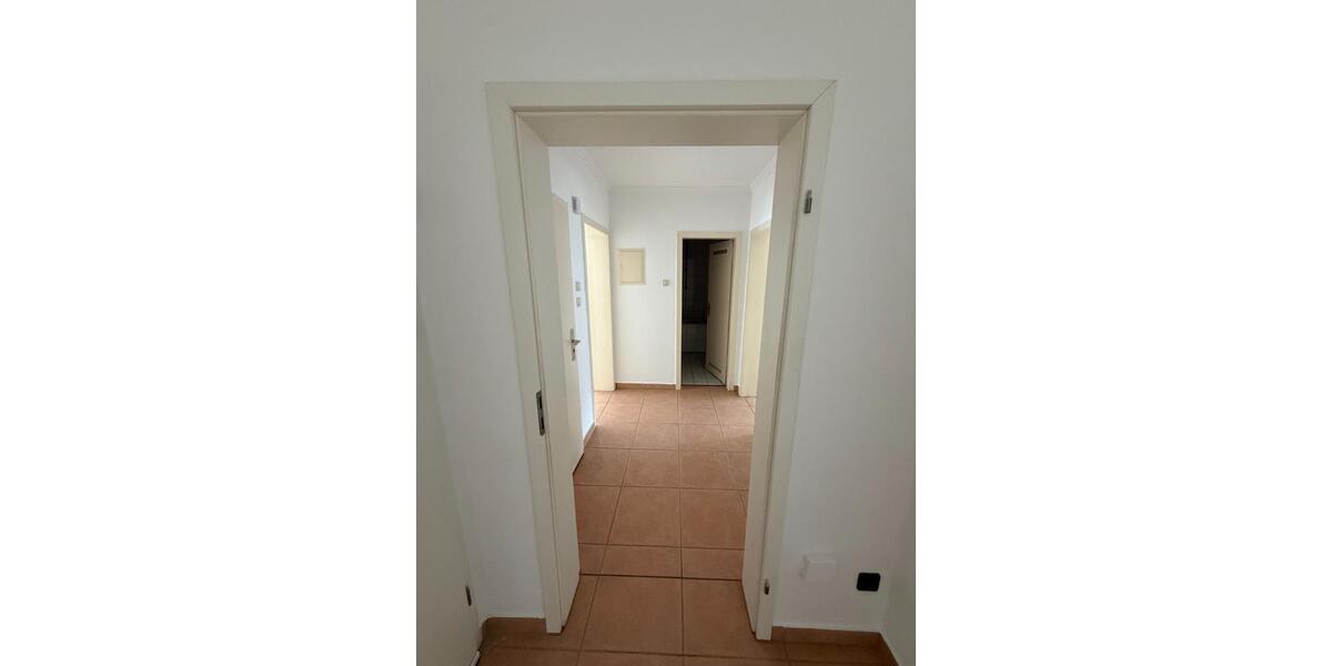 Etagenwohnung Essen Stadtbezirk III - 4 Zimmer, 93 m&sup2;, 1.020&euro; | Angebot:25923022