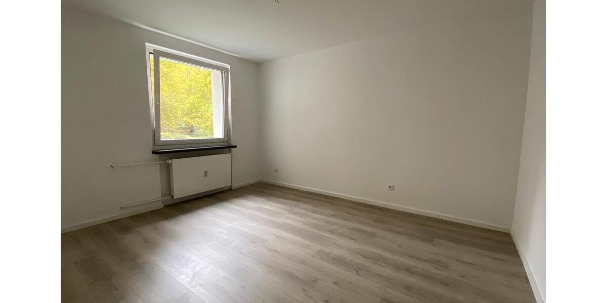 Etagenwohnung Düsseldorf Lörick - 2 Zimmer, 70 m&sup2;, 1.500&euro; | Angebot:25867933