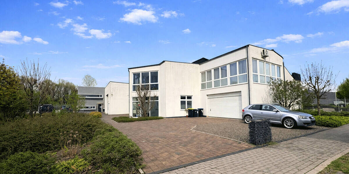 Mehrfamilienhaus, Wohnhaus Moers Genend - 3 Zimmer, 237 m&sup2;, 1.250.000&euro; | Angebot:26752423