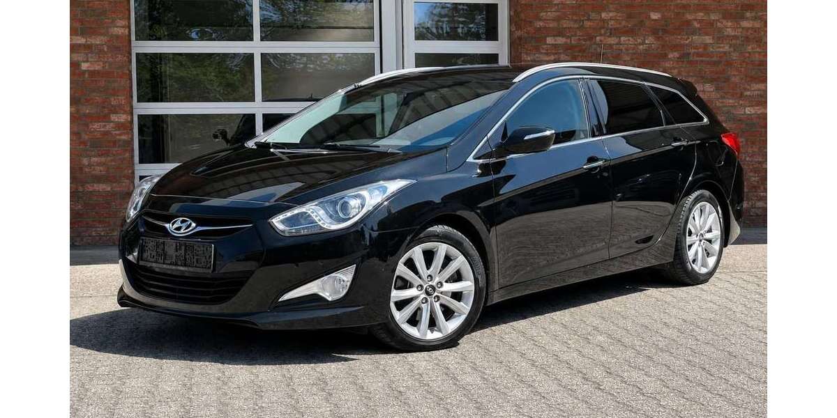 Hyundai i40 213.327 km 5.290 &euro; Düsseldorf 40599
