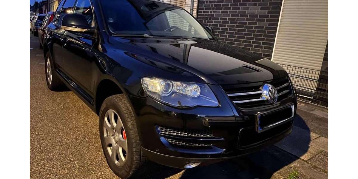 VW Touareg 236.000 km 8.900 &euro; Oberhausen 46045
