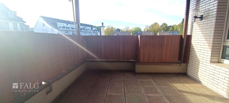 Etagenwohnung Essen Stadtbezirk VI - 3.5 Zimmer, 125 m&sup2;, 1.000&euro; | Angebot:23064060