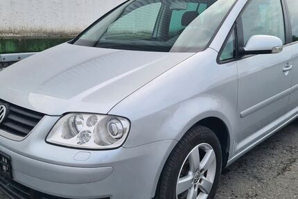 VW Touran 111.357 km 6.490 &euro; Essen 45309