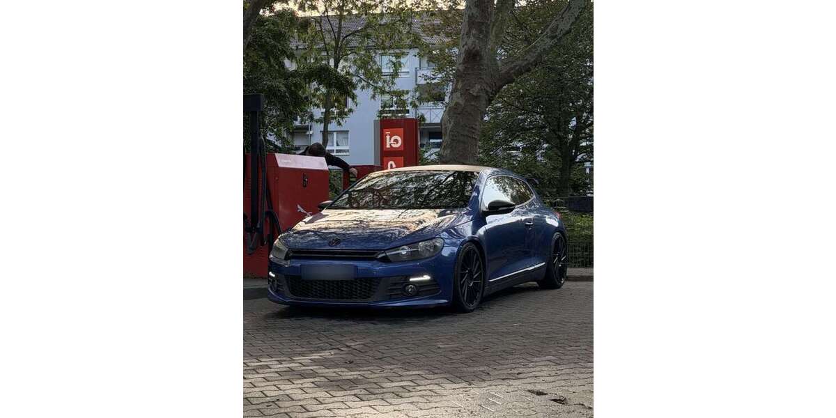 VW Scirocco 219.000 km 5.200 &euro; Duisburg 47119