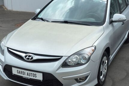Hyundai i30 178.000 km 3.499 &euro; Neuss 41472