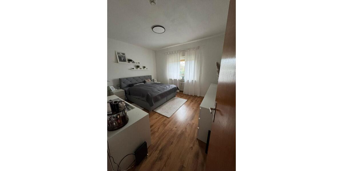 Etagenwohnung Dinslaken Lohberg - 3.5 Zimmer, 76 m&sup2;, 650&euro; | Angebot:25990272