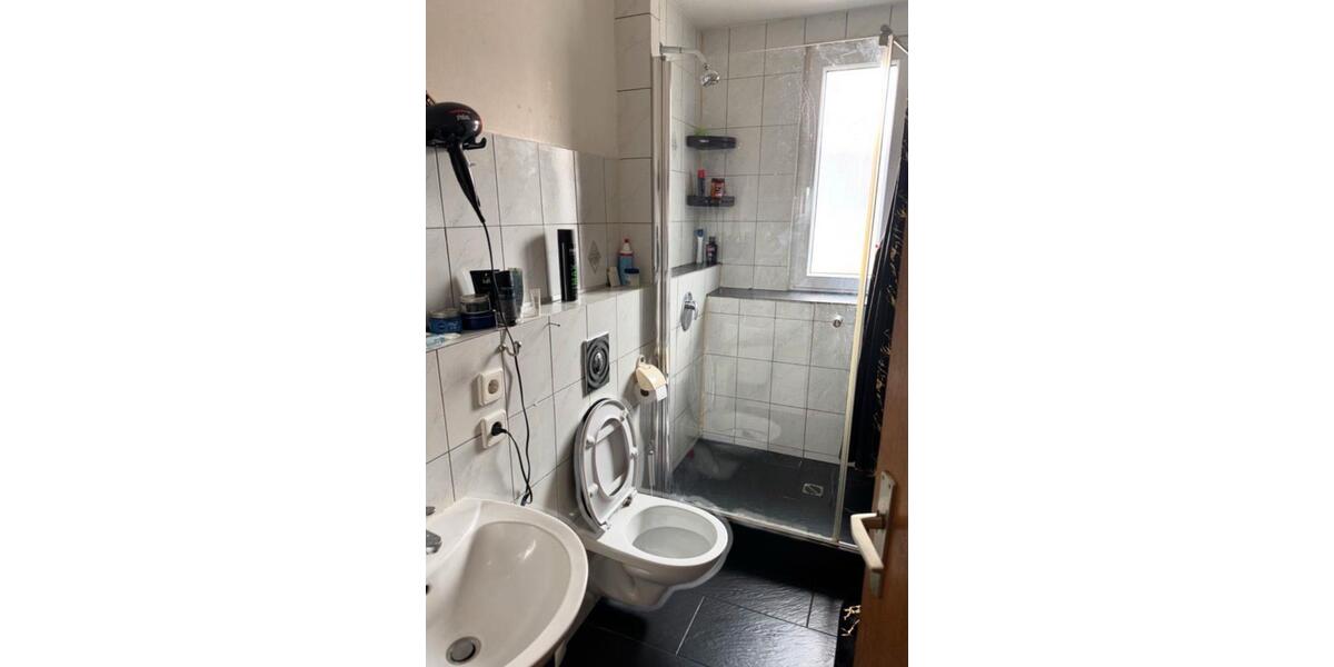 Etagenwohnung Krefeld Cracau - 2 Zimmer, 50 m&sup2;, 400&euro; | Angebot:24827991