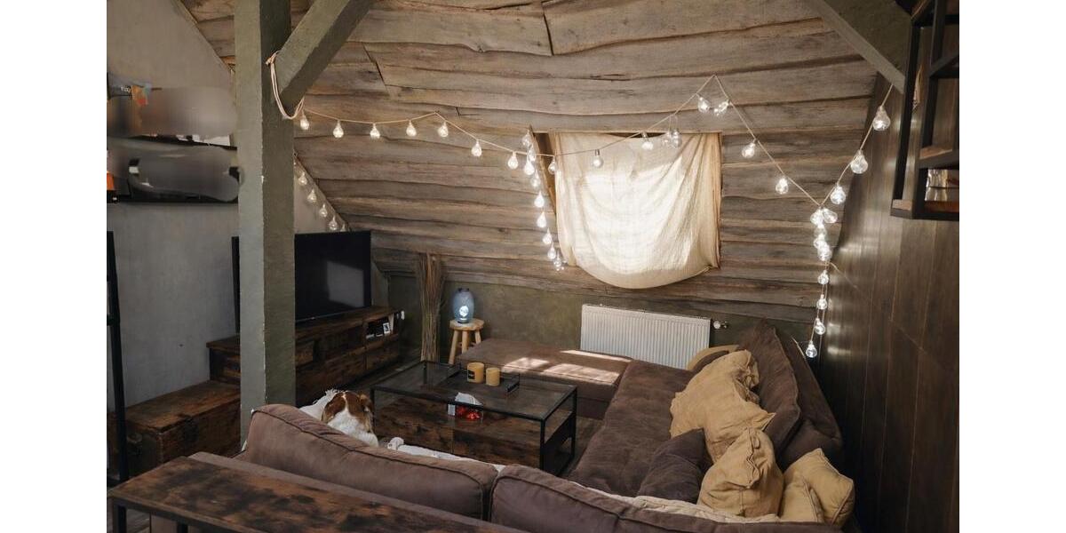 Dachgeschoßwohnung Essen Stadtbezirk III - 3 Zimmer, 78 m&sup2;, 950&euro; | Angebot:25804028