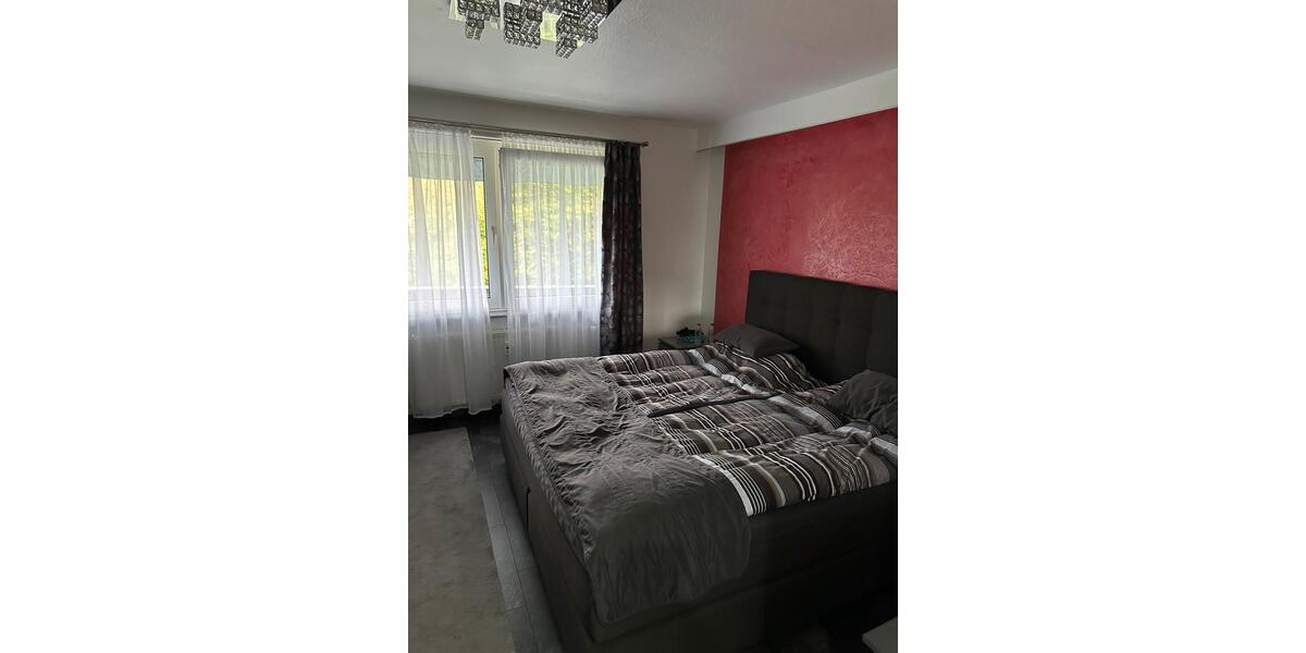 Etagenwohnung Essen Stadtbezirk IV - 5 Zimmer, 140 m&sup2;, 299.000&euro; | Angebot:26675336
