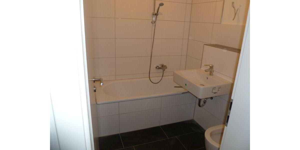 Etagenwohnung Mülheim an der Ruhr Broich - 3 Zimmer, 76 m&sup2;, 722&euro; | Angebot:17478284