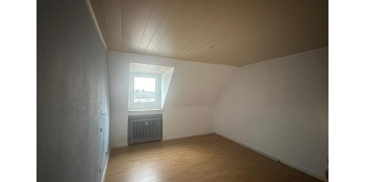Dachgeschoßwohnung Gladbeck - 2.5 Zimmer, 60 m&sup2;, 480&euro; | Angebot:24522802