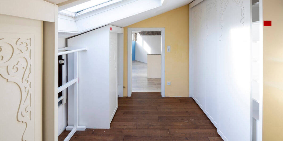 Mehrfamilienhaus, Wohnhaus Meerbusch / Büderich Büderich - 7 Zimmer, 211 m&sup2;, 675.000&euro; | Angebot:26596302