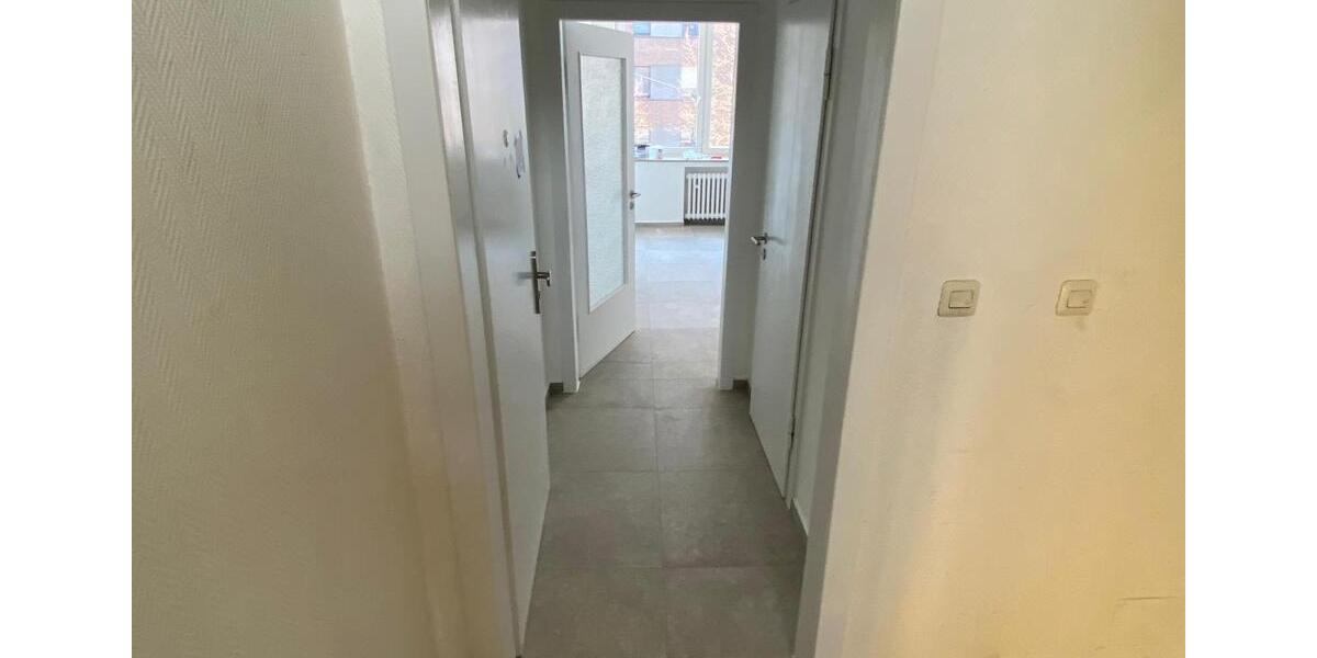 Etagenwohnung Düsseldorf Pempelfort - 1 Zimmer, 30 m&sup2;, 550&euro; | Angebot:25856205