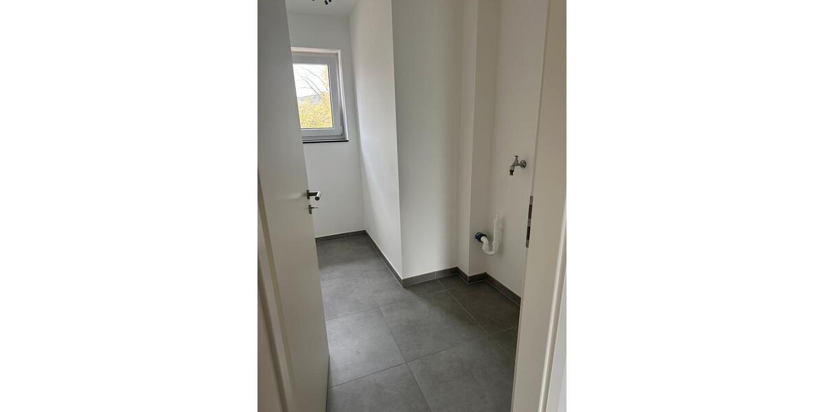 Etagenwohnung Geldern - 3 Zimmer, 86 m&sup2;, 1.140&euro; | Angebot:25961240