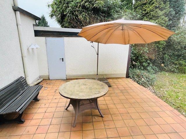 Mehrfamilienhaus, Wohnhaus Oberhausen Alsfeld - 10 Zimmer, 183 m&sup2;, 349.500&euro; | Angebot:26061066