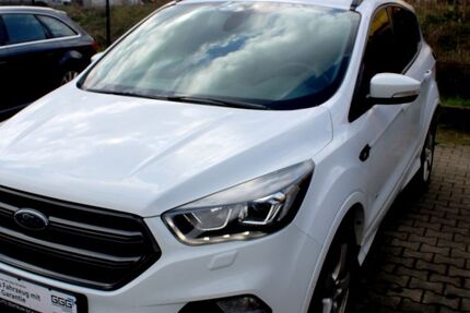 Ford Kuga 118.100 km 16.950 &euro; Mülheim a.d.Ruhr 45472
