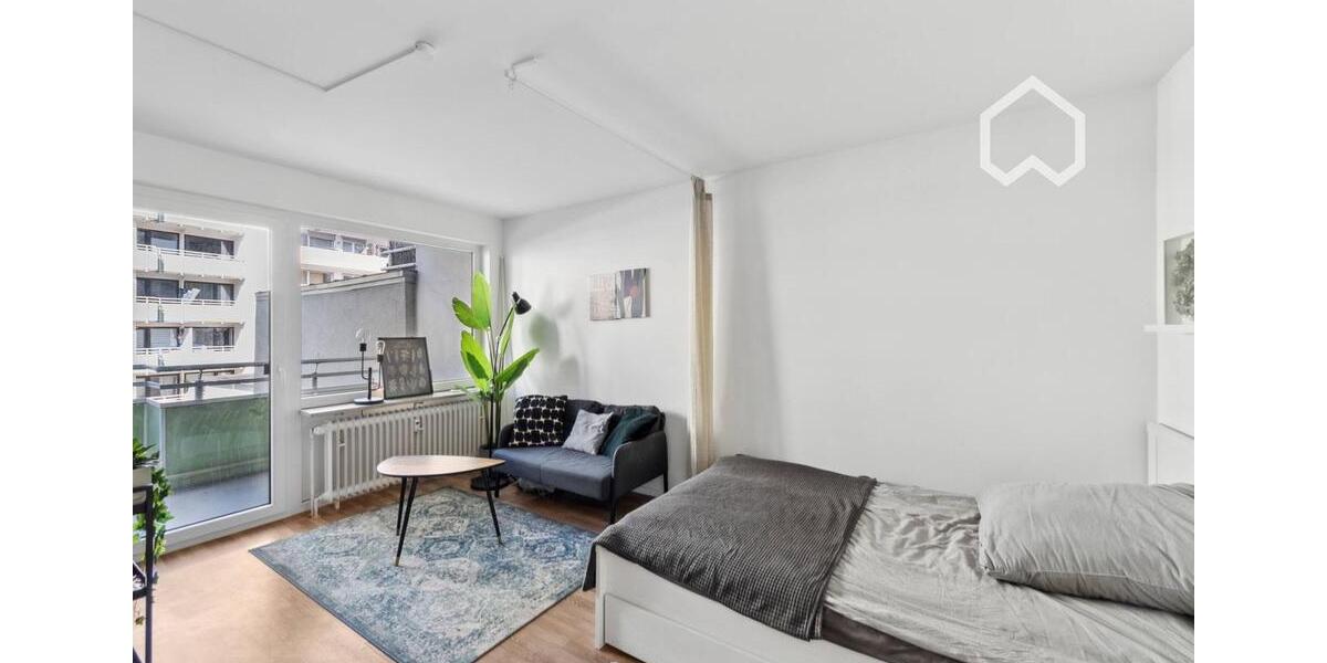 Etagenwohnung Düsseldorf Derendorf - 1 Zimmer, 30 m&sup2;, 1.200&euro; | Angebot:25943727