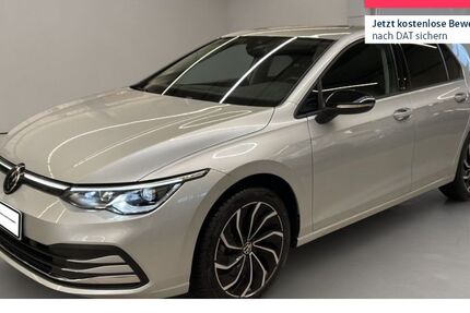 VW Golf 4.898 km 23.914 &euro; Krefeld 47805