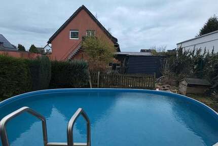 Haus Duisburg Huckingen - 8 Zimmer, 230 m&sup2;, 570.000&euro; | Angebot:25139118