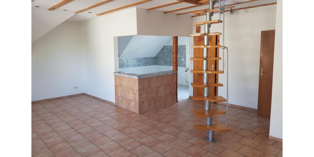 Dachgeschoßwohnung Mülheim an der Ruhr Dümpten - 1 Zimmer, 52 m&sup2;, 420&euro; | Angebot:25810602