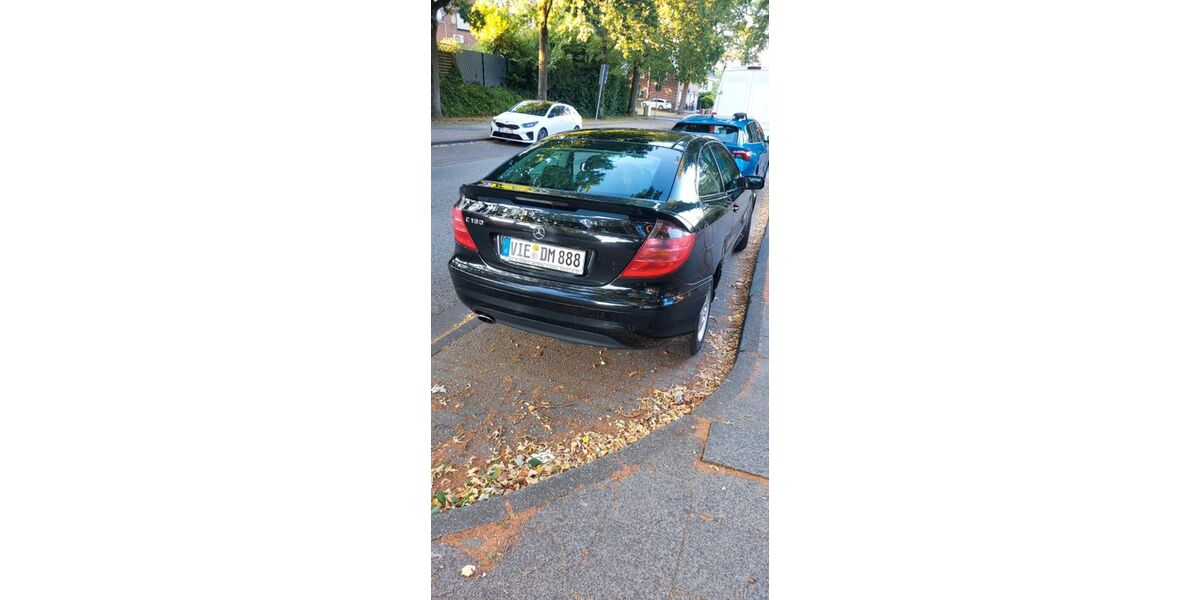 Mercedes-Benz CL 220 146.065 km 3.999 &euro; Nettetal 41334