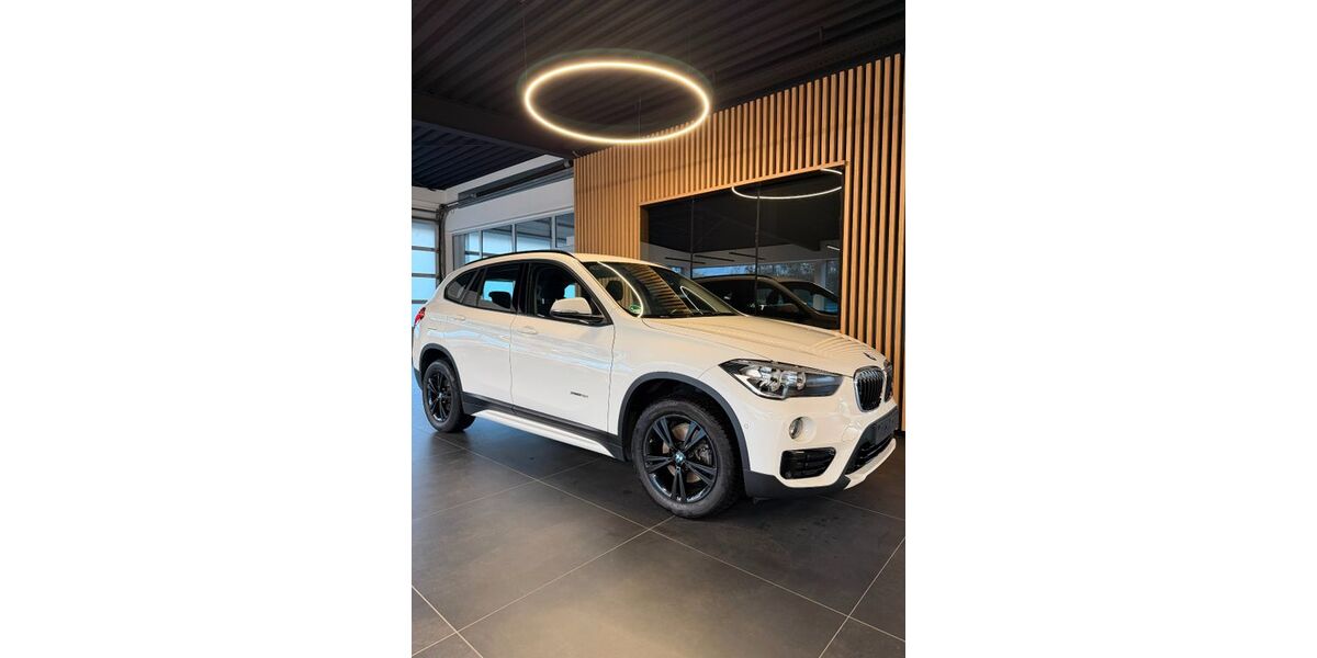 BMW X1 63.320 km 15.890 &euro; Düsseldorf 40549