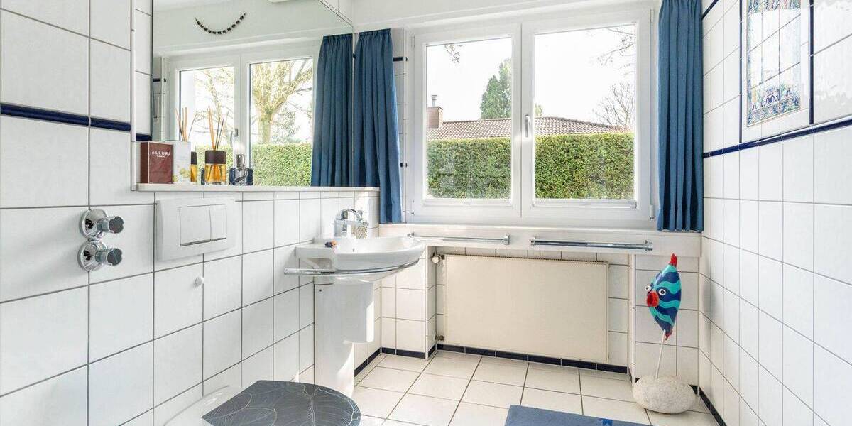 Einfamilienhaus Meerbusch Osterath - 8 Zimmer, 195 m&sup2;, 1.120.000&euro; | Angebot:26029114