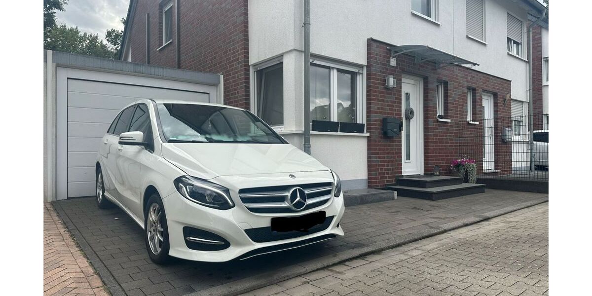 Mercedes-Benz B 180 44.000 km 17.499 &euro; Kaarst 41564