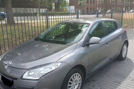 Renault Megane 158.000 km 3.900 &euro; Dusseldorf 40223
