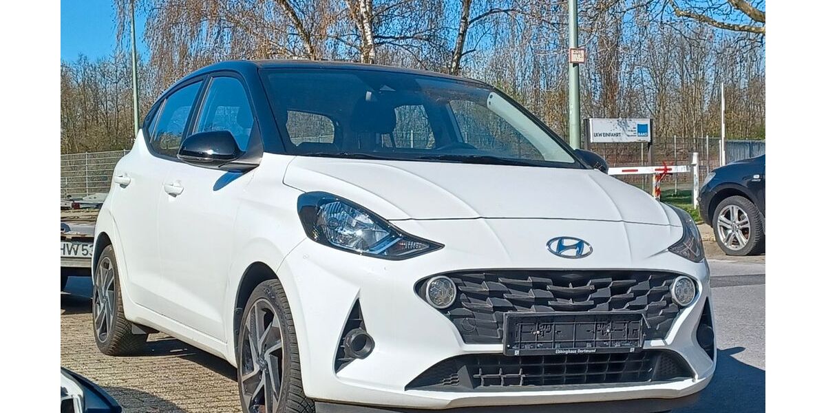 Hyundai i10 33.650 km 13.990 &euro; Duisburg 47269